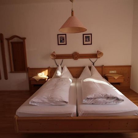 זלצבורג Gasthaus Zum Guten Hirten מראה חיצוני תמונה